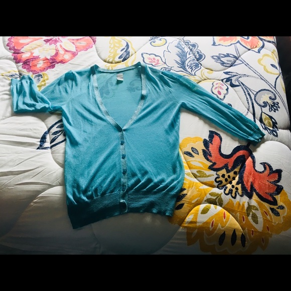 Sweater - Picture 6 of 6